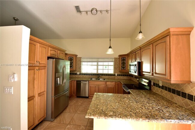 Foto del edificio - 3 br, 2 bath House - 10687 Pebble Cove Ln ...