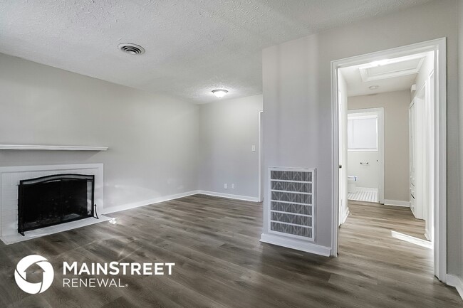 Building Photo - 2714 Hartford Dr