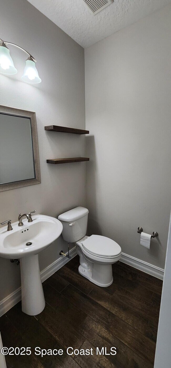 Foto del edificio - 3003 Trasona Dr