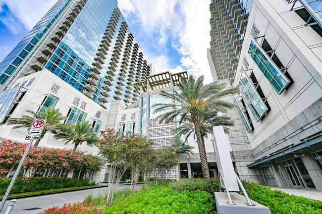 Foto del edificio - 5925 Almeda Rd