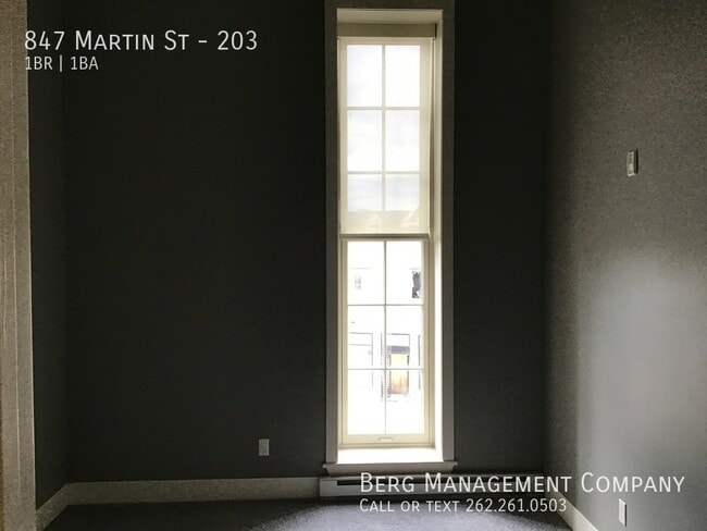 Foto del edificio - 847 Martin St