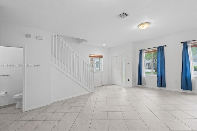 Foto del edificio - 8206 SW 29th St
