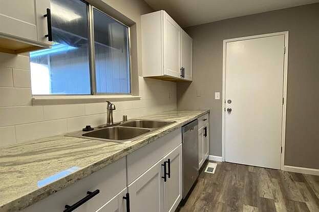 Building Photo - 10088 Zeolite Dr