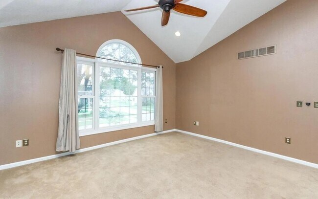 Foto del edificio - 4003 Marigold Dr