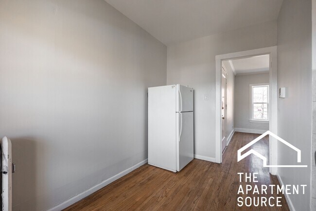 Foto del edificio - 2659 N Spaulding Ave