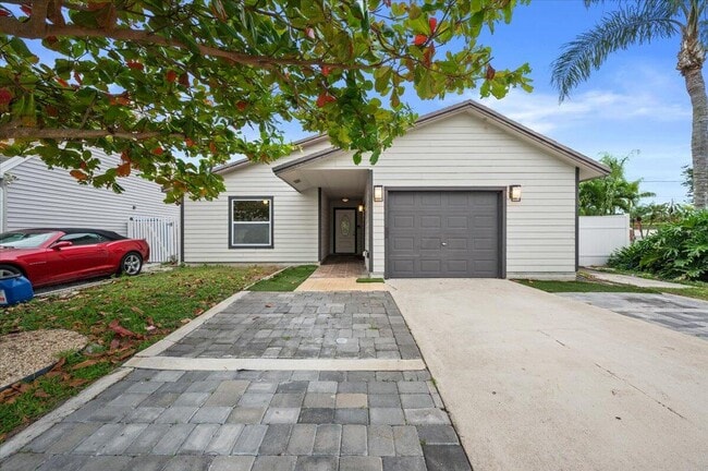 Building Photo - 4193 Willowood Ln