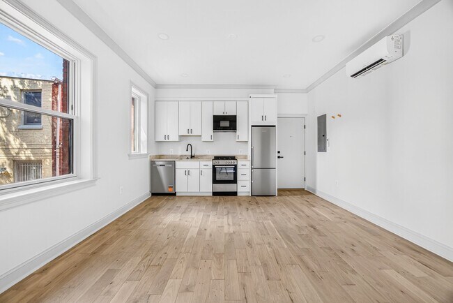 Foto del edificio - 311 East Capitol St SE