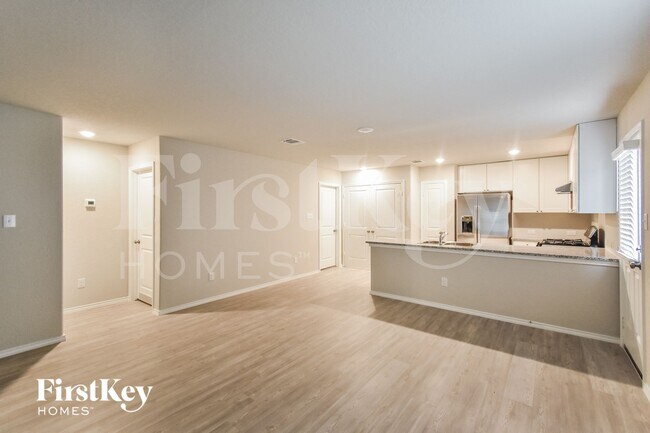 Building Photo - 10815 Giacconi Dr