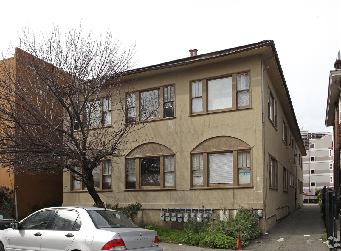 Primary Photo - 1227 3rd Ave