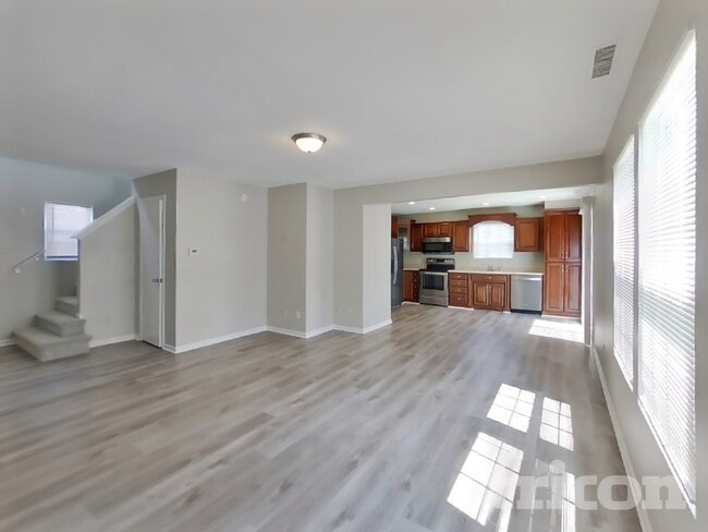 Building Photo - 7629 Mansfield Way