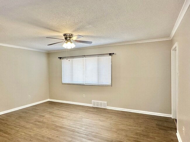 Foto del edificio - 141 N White Station Rd