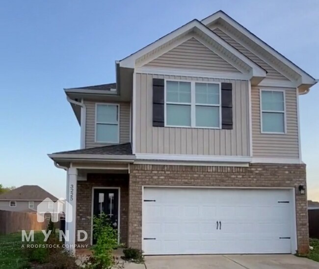 Building Photo - 3225 Northfield Ln