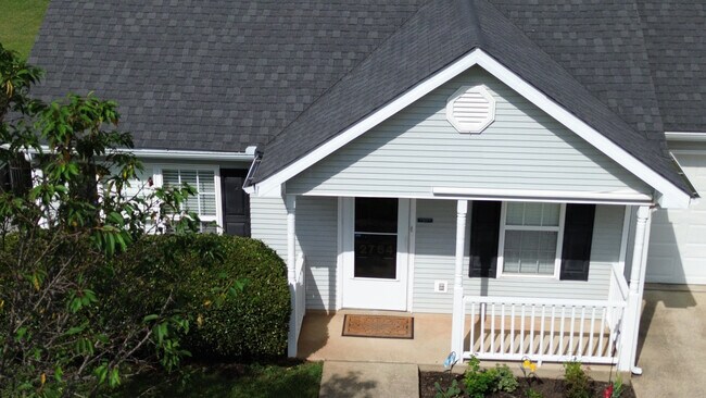 Foto del edificio - 2764 Oxford Hall Ave