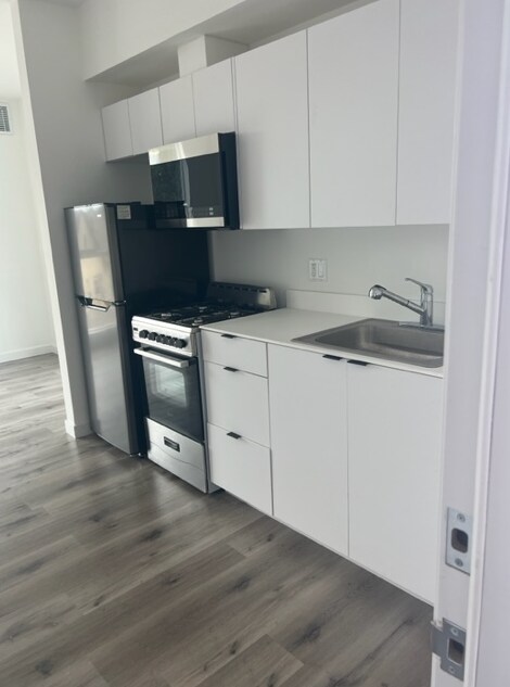 Foto del edificio - 9416-9422 Firth Blvd