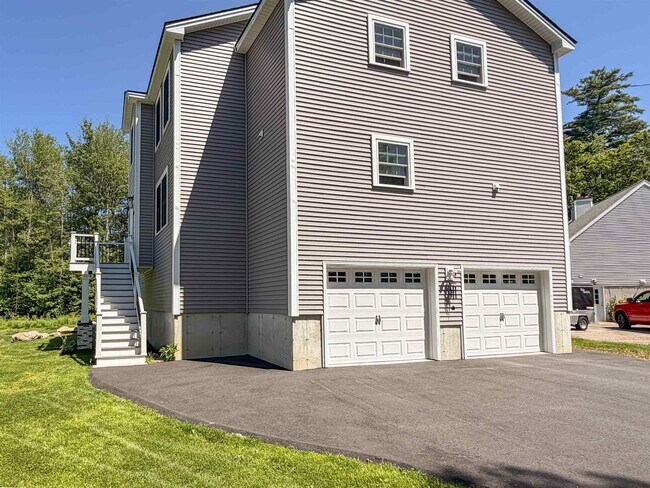 Foto del edificio - 38 Huckleberry Ln