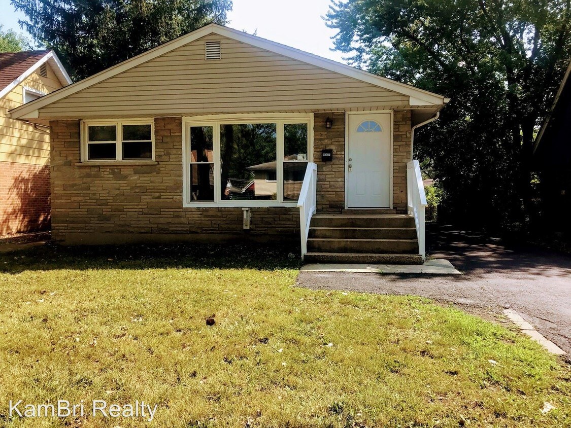 Primary Photo - 4 br, 2 bath House - 16937 Old Elm Drive