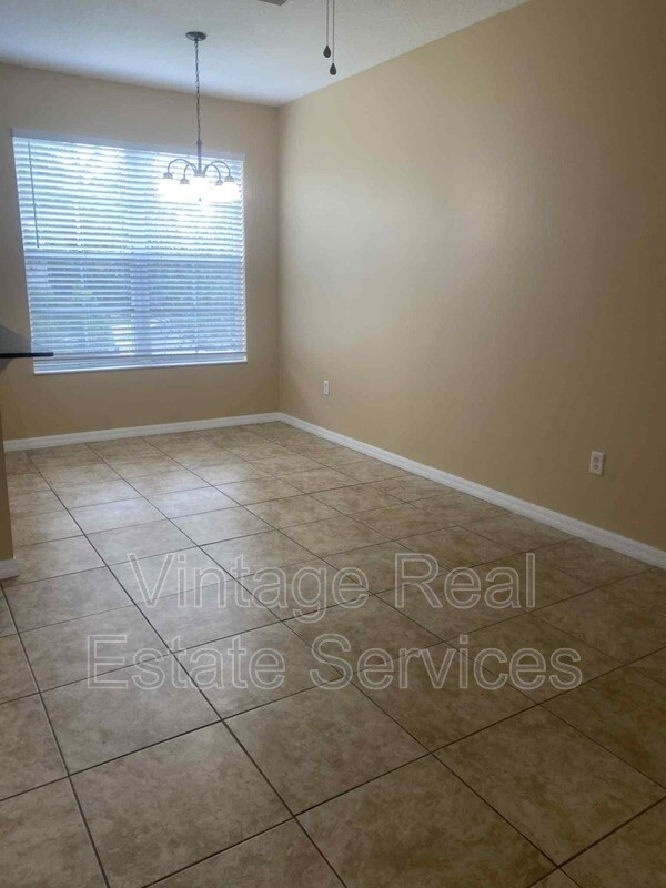 Foto del edificio - 2425 Middleton Grove Dr