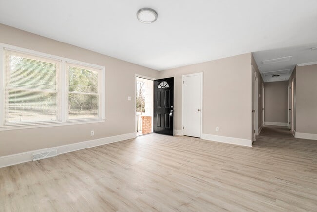 Building Photo - 1538 Thriftwood Dr