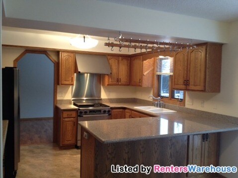 Building Photo - 6515 White Oak Rd