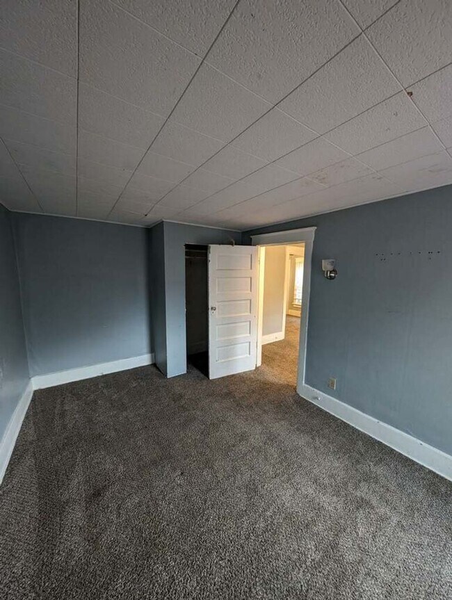 Foto del edificio - Cute 3 BR house in NW Erie close to downtown