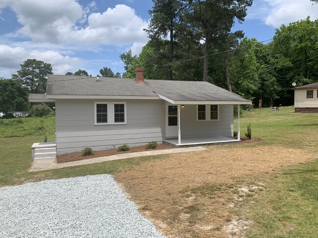 Building Photo - 314 Big Pine Rd