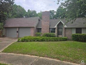 Building Photo - 5749 Langley Cir