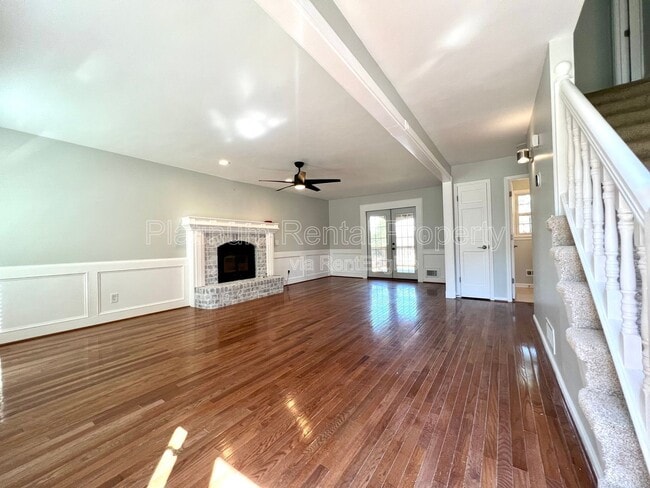 Building Photo - 3707 Rogers Cove