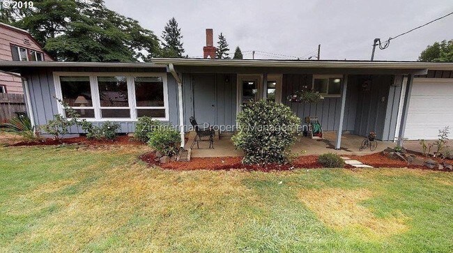 Building Photo - 3 br, 1.5 bath House - 1010 W. 18th Ave