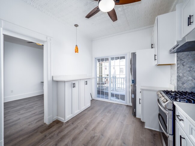 Lisa Krause Broker - 716 15th St