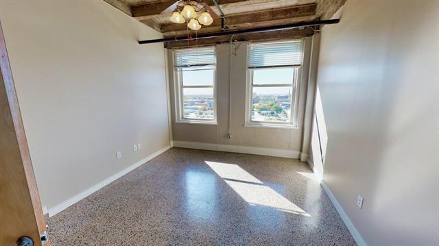 Foto del edificio - 221 W Lancaster Ave