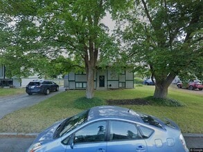 Building Photo - 3532 W Heroy Ave