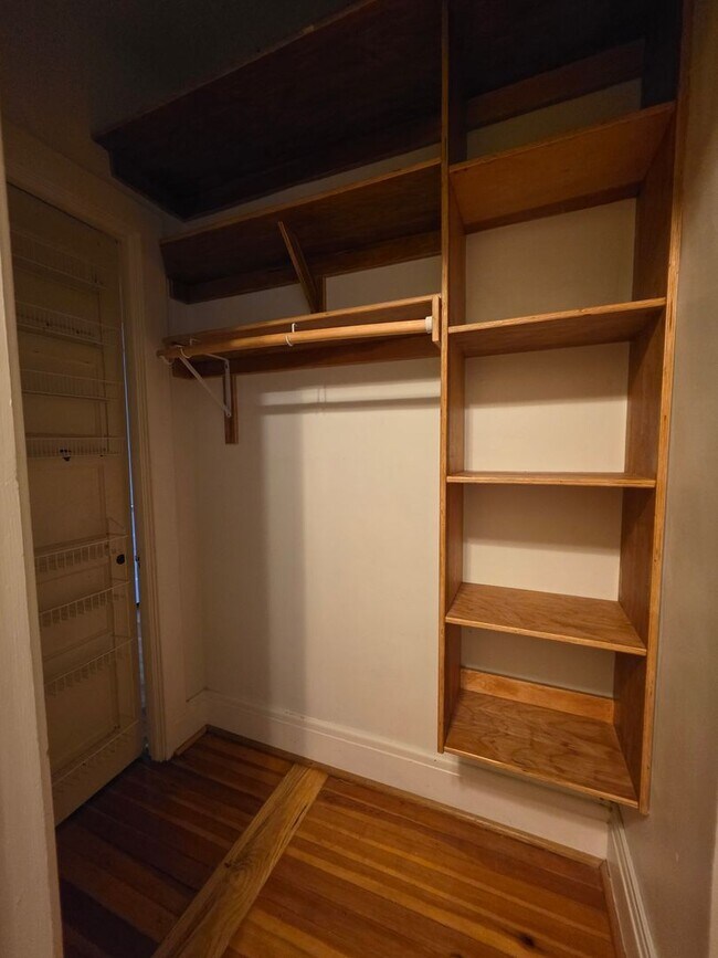 Foto del edificio - 600 W Olney Rd