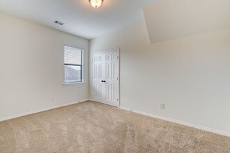 Building Photo - 9210 Monarch Mist Ln