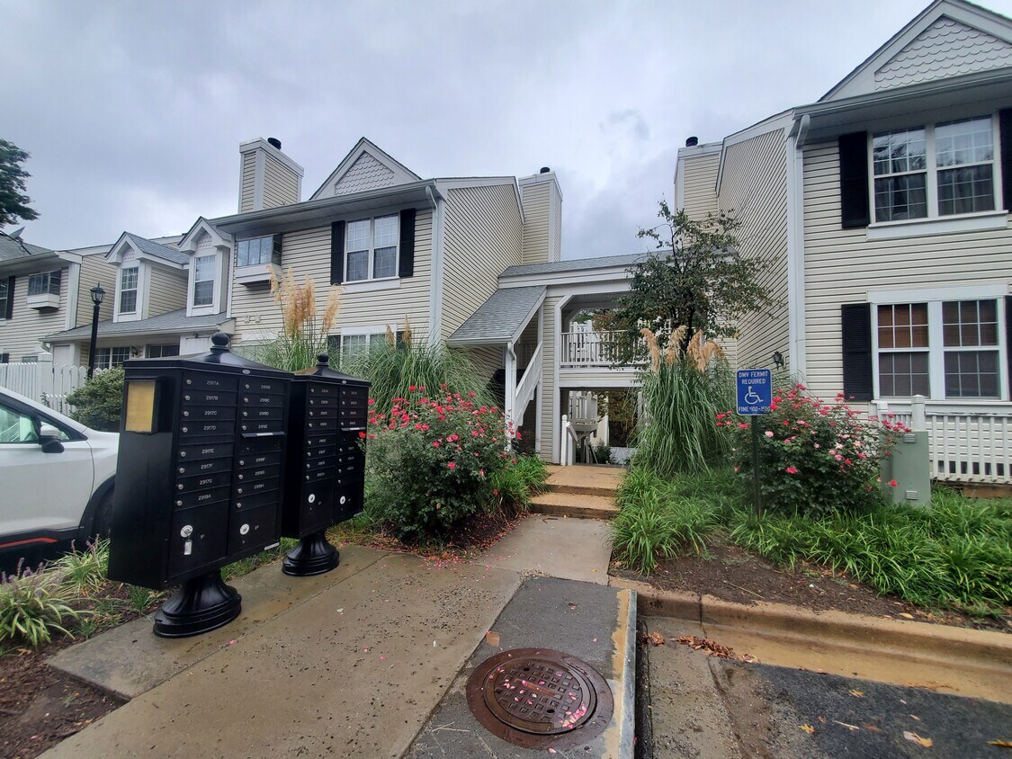 Foto principal - 2917 S Woodley St