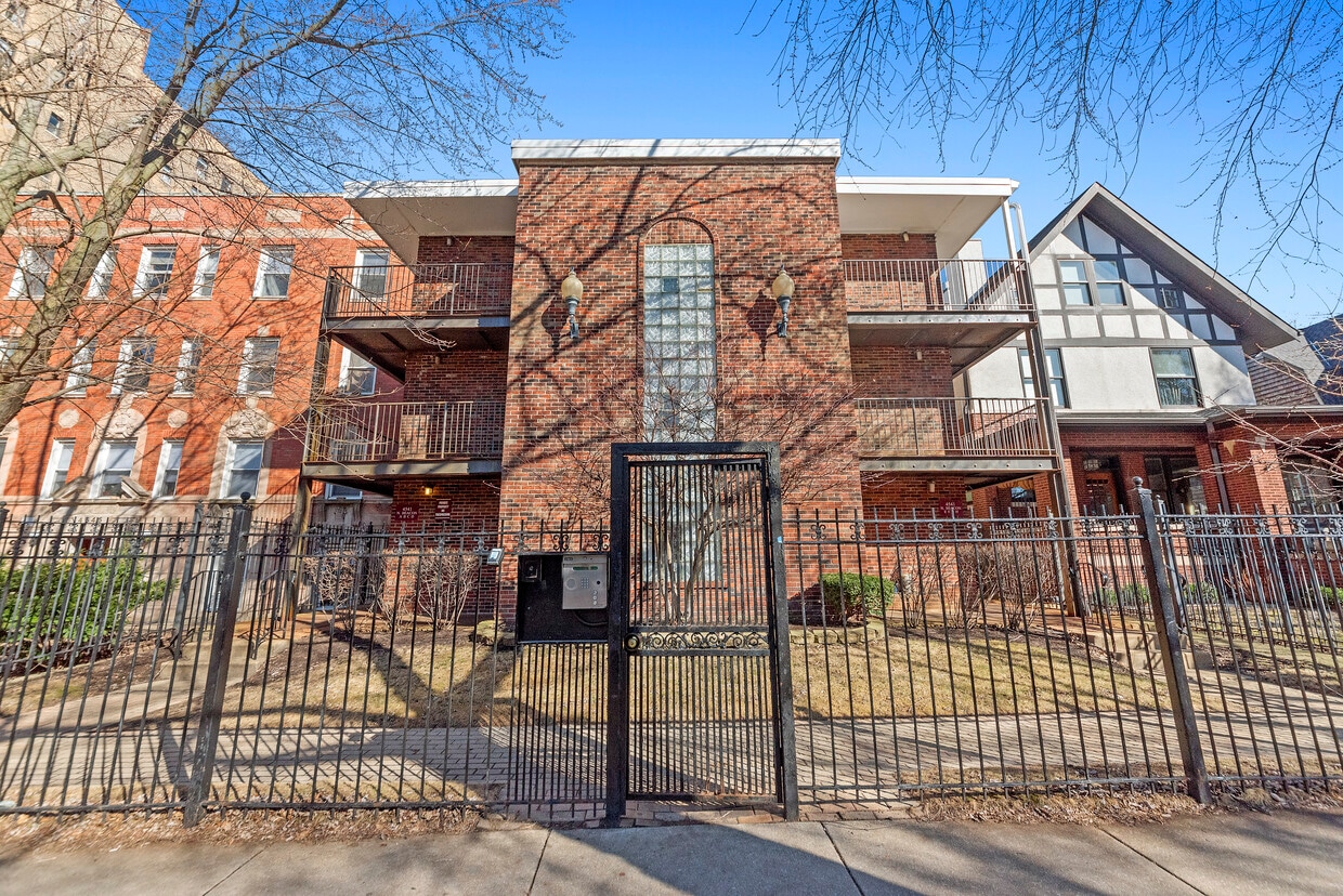 Foto principal - 4541 N Beacon St