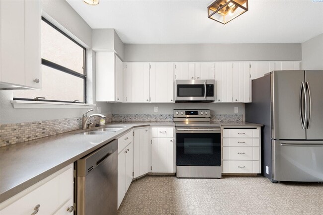 Foto del edificio - FURNISHED Condo at Meadow Springs Country Club