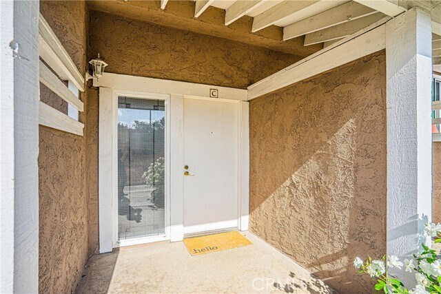 Building Photo - 925 W Imperial Hwy