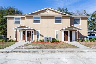 Building Photo - 1022 Jack Calhoun Dr