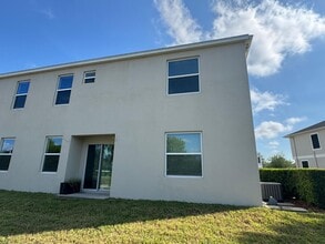 Building Photo - 817 Ashentree Dr