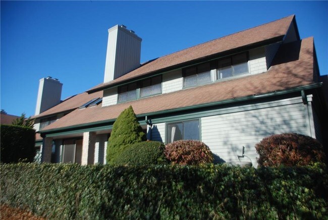 Foto del edificio - 45 Shadow Farm Way
