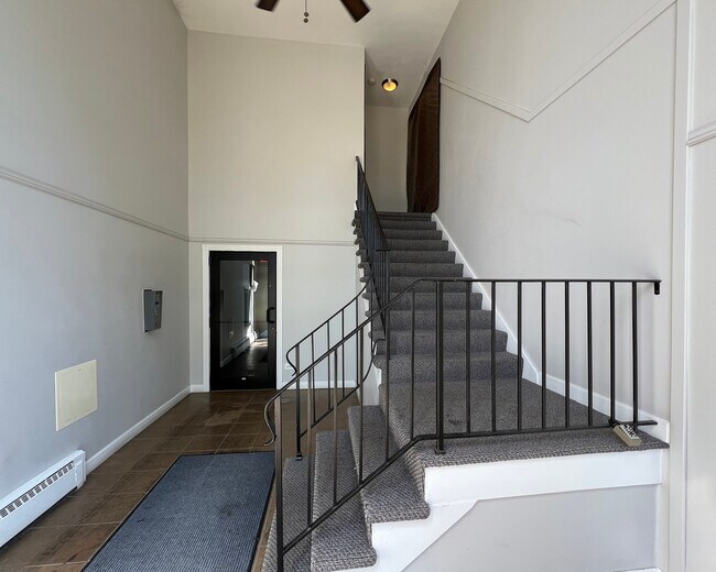 Foto del edificio - 2415 N Kennicott Dr