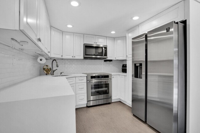 Foto del edificio - 8291 Thames Blvd