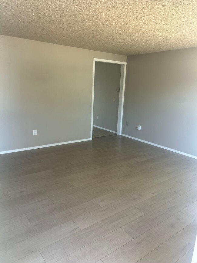 Foto del edificio - Beautiful 2 bedroom 1 bathroom