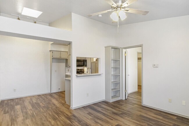 Foto del edificio - 1000 Rambling Oaks Dr