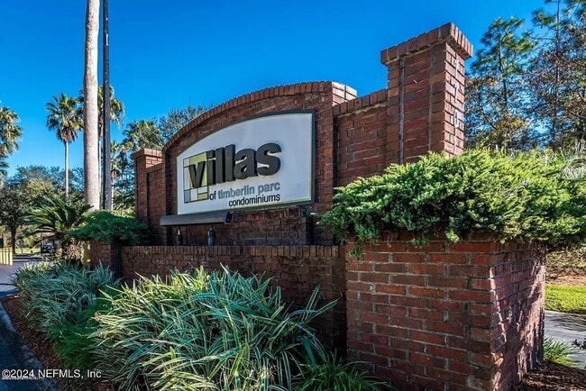 Foto del edificio - 7701 Timberlin Park Blvd