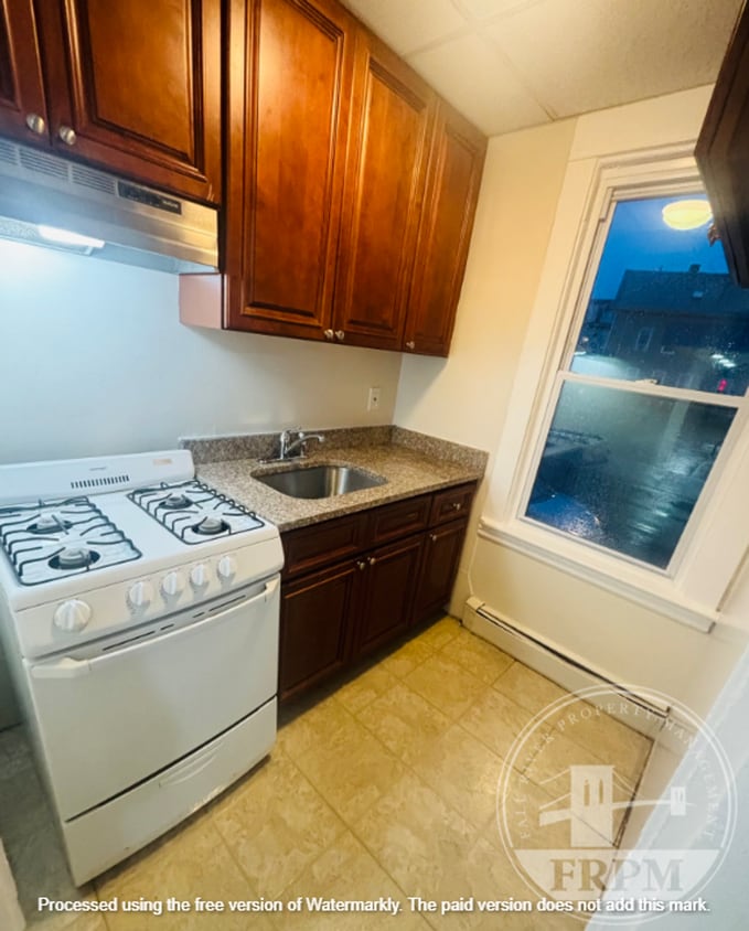 Photo - 2201 Purchase St