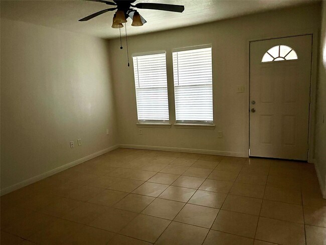 Foto del edificio - 4725 10th St