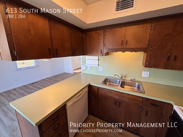 Foto del edificio - 613 S Mason St