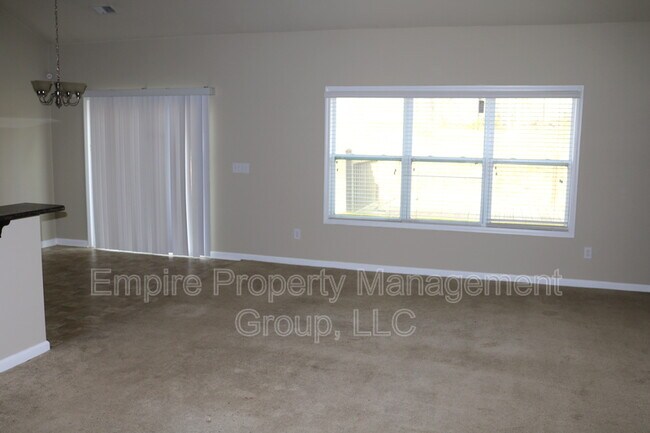 Building Photo - 316 Peppercorn Ln