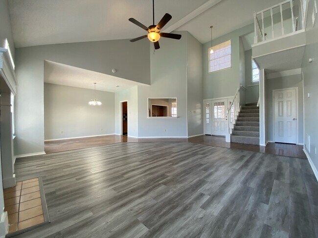Foto del edificio - 2313 Roanoke Cir